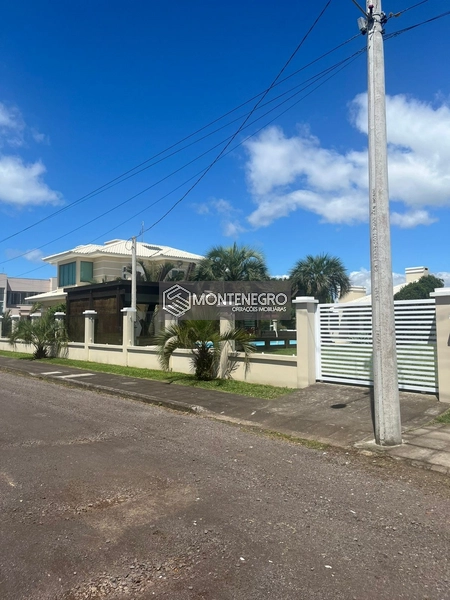 CASA  DIFERENCIADA NA PRAIA DE CAPÃO NOVO VILLAGE! Rua dos lírios 880: 15ª foto da galeria de imagens do imóvel