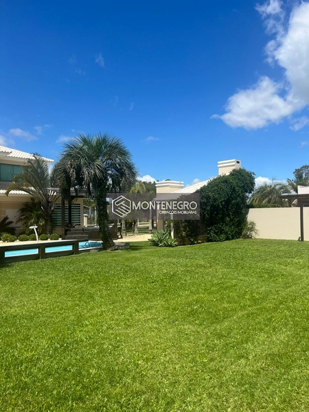 CASA  DIFERENCIADA NA PRAIA DE CAPÃO NOVO VILLAGE! Rua dos lírios 880: 3ª foto da galeria de imagens do imóvel