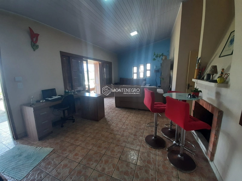 Em ótima localização casa Rua Jasmim: 10ª foto da galeria de imagens do imóvel