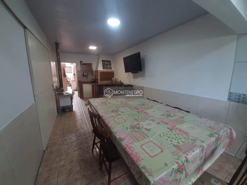 Em ótima localização casa Rua Jasmim: 22ª foto da galeria de imagens do imóvel