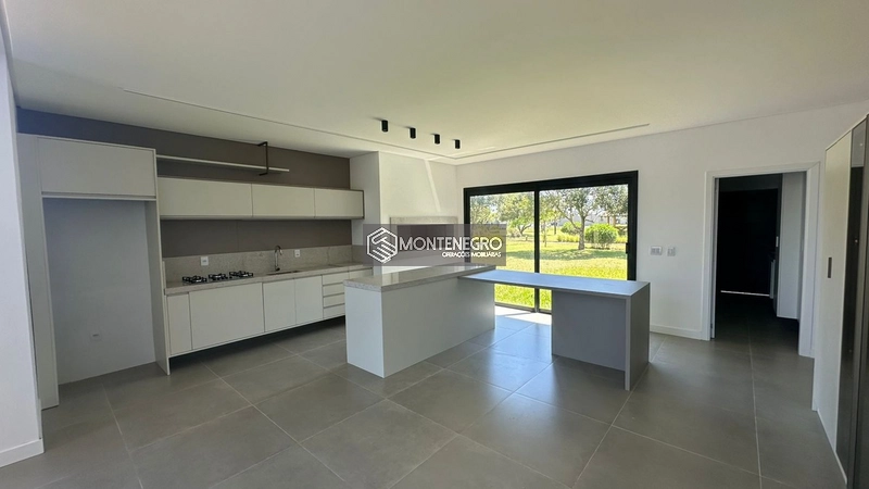 Casa Alto Padrão Térrea com 4 Suítes: 3ª foto da galeria de imagens do imóvel