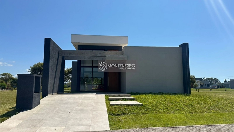 Casa Alto Padrão Térrea com 4 Suítes: 1ª foto da galeria de imagens do imóvel