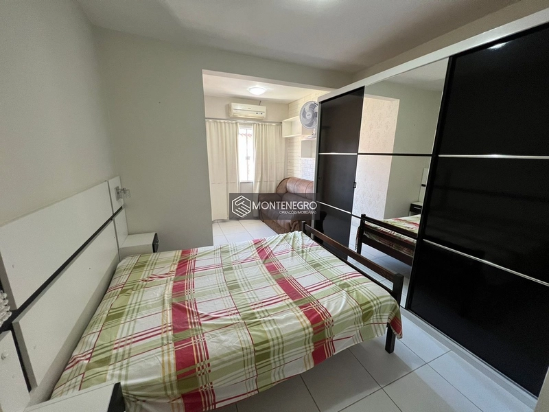 Apartamento em Capão Novo no centro: 1ª foto da galeria de imagens do imóvel