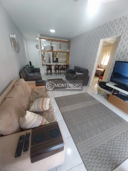 Apartamento 2 Dormitórios Mobiliado a 2 Quadras do Mar: 2ª foto da galeria de imagens do imóvel