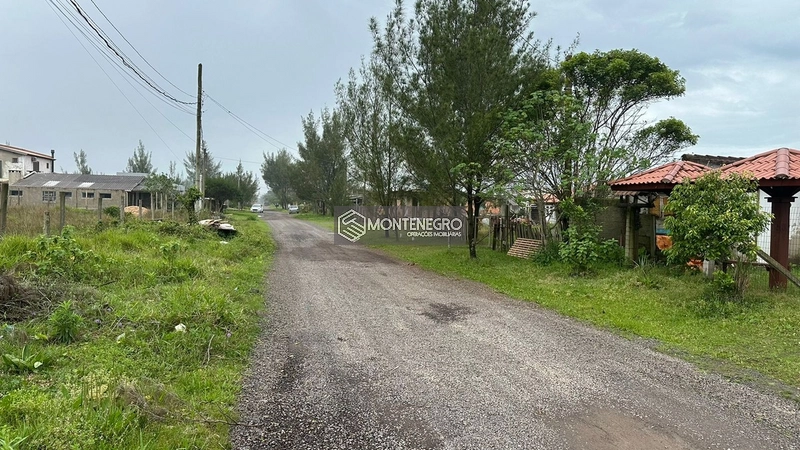 Terreno Rua das rosas no Posto 5: 3ª foto da galeria de imagens do imóvel