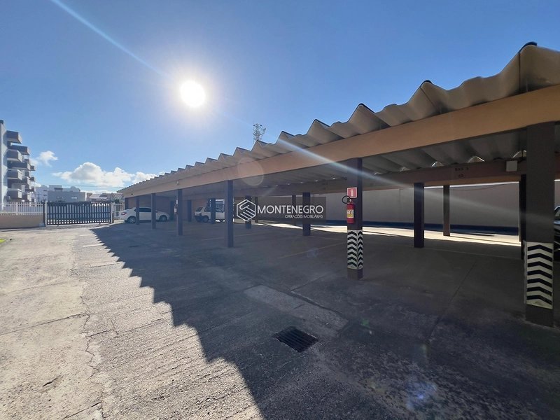 Jk, frente norte com box coberto.: 5ª foto da galeria de imagens do imóvel