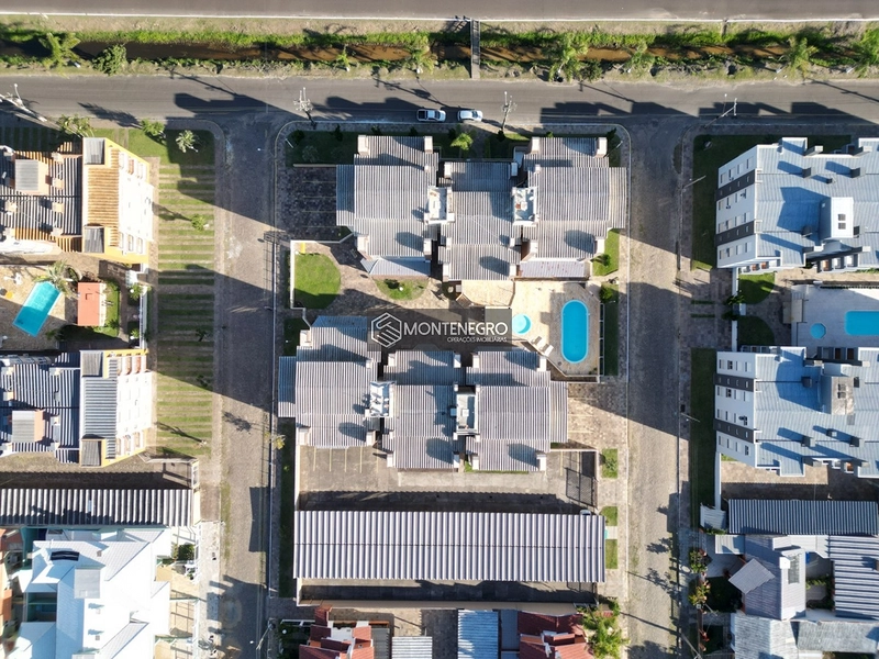 Jk, frente norte com box coberto.: 2ª foto da galeria de imagens do imóvel