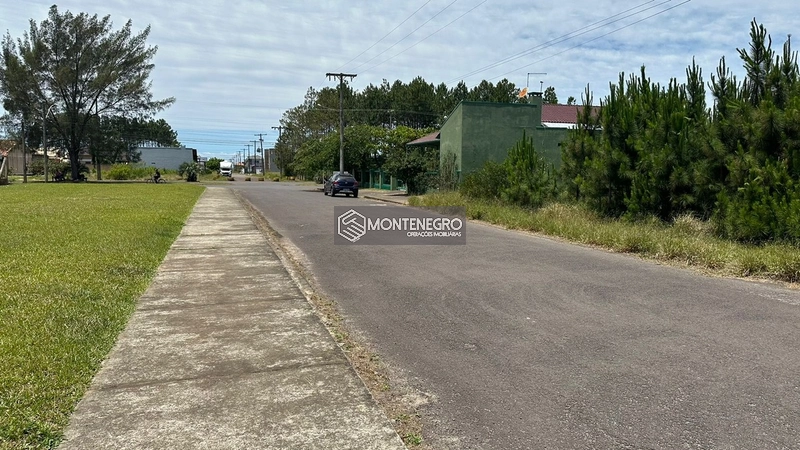 Terreno na Rua do Jasmim: 1ª foto da galeria de imagens do imóvel