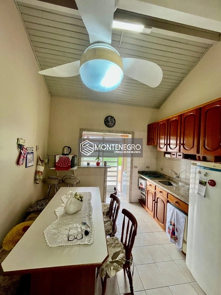 Vivenda 2 Dormitórios com Mezanino em Capão Novo: 5ª foto da galeria de imagens do imóvel