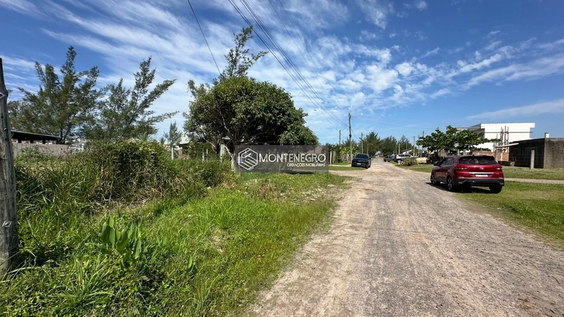 EXCELENTE TERRENO NA PRAIA DE CAPÃO NOVO A POUCOS METROS MAR: 4ª foto da galeria de imagens do imóvel