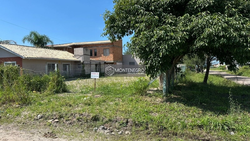 EXCELENTE TERRENO NA PRAIA DE CAPÃO NOVO A POUCOS METROS MAR: 2ª foto da galeria de imagens do imóvel