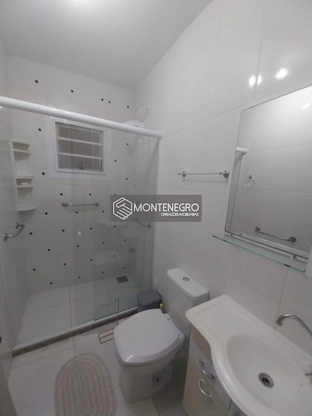 Casa 2 Dormitórios em Terreno de Esquina em Capão Novo: 10ª foto da galeria de imagens do imóvel