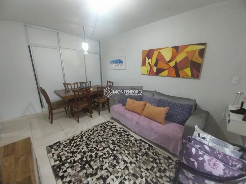 Casa 2 Dormitórios em Terreno de Esquina em Capão Novo: 4ª foto da galeria de imagens do imóvel