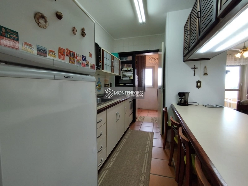 Apartamento 2 Dormitórios Mobiliado em Capão Novo: 7ª foto da galeria de imagens do imóvel