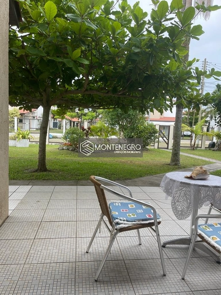 Sobrado 2 Dormitórios a 150m do Mar em Capão Novo: 2ª foto da galeria de imagens do imóvel
