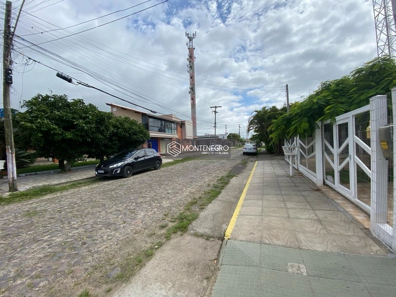 Sobrado Reformado e Mobiliado em Capão Novo: 19ª foto da galeria de imagens do imóvel