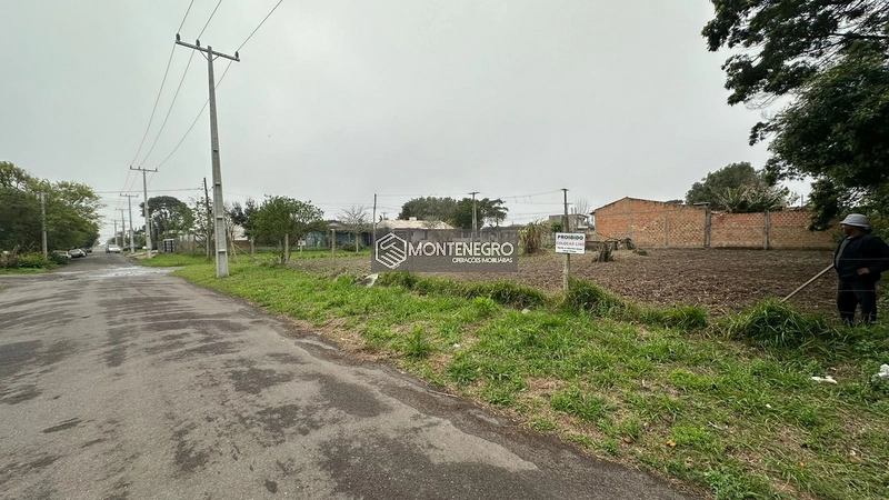 Av.Gardenias ideal para pavilhao: 1ª foto da galeria de imagens do imóvel