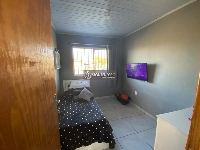 Ótima casa em região de moradores na Av.Gardenias: 9ª foto da galeria de imagens do imóvel