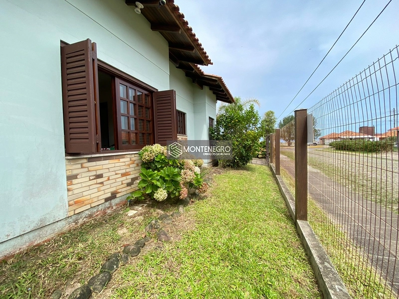 CASA PERTO DA PRAIA: 22ª foto da galeria de imagens do imóvel