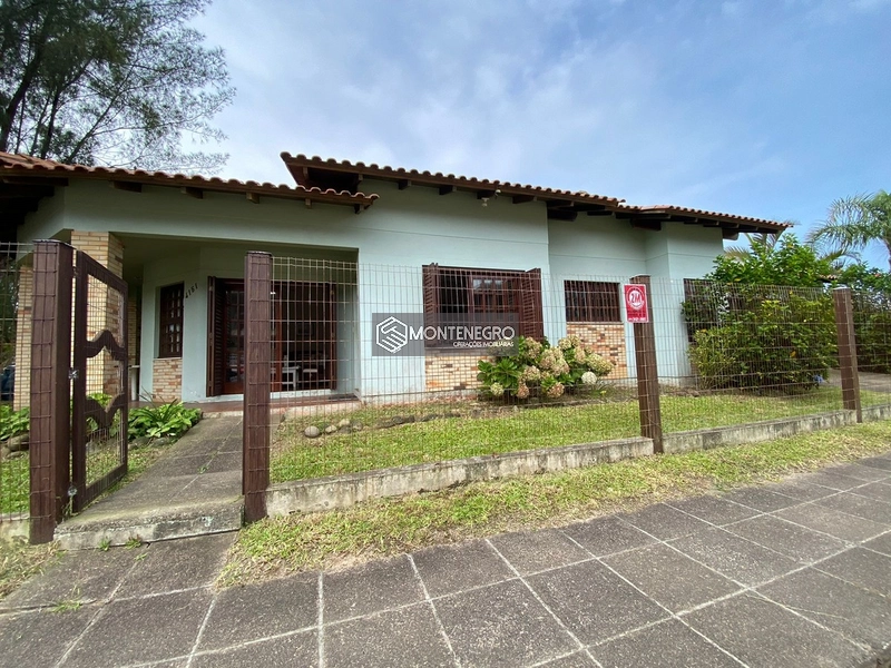 CASA PERTO DA PRAIA: 3ª foto da galeria de imagens do imóvel