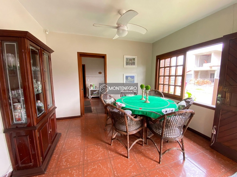 CASA PERTO DA PRAIA: 8ª foto da galeria de imagens do imóvel