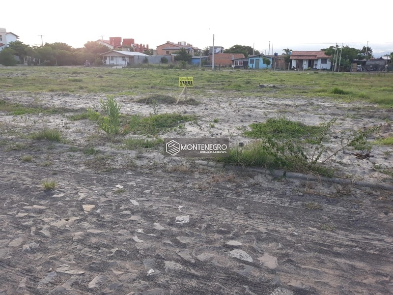 Terreno em Capão Novo: 2ª foto da galeria de imagens do imóvel