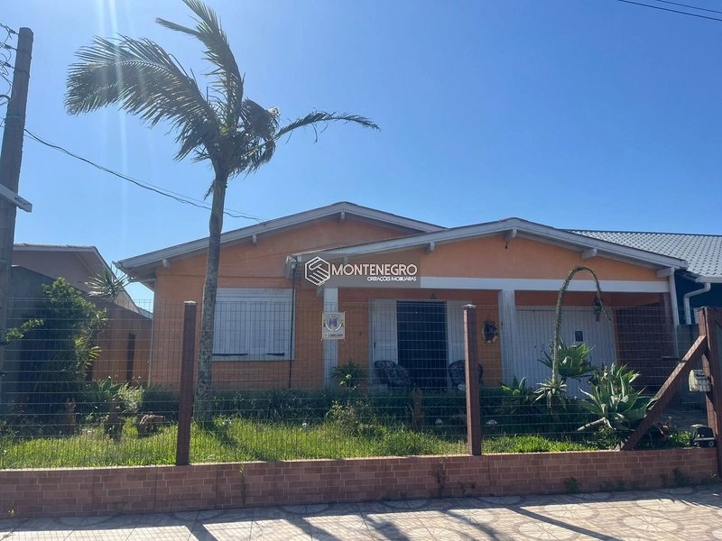 EM ÓTIMA LOCALIZAÇÃO CASA EM XANGRI-LÁ!!!: 1ª foto da galeria de imagens do imóvel