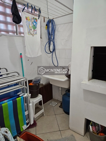 Apto 1D+meio no centro de Capão Novo: 12ª foto da galeria de imagens do imóvel