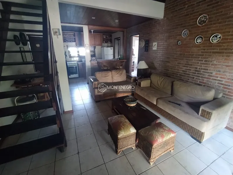 Casa na Rua das Orquídeas.: 1ª foto da galeria de imagens do imóvel