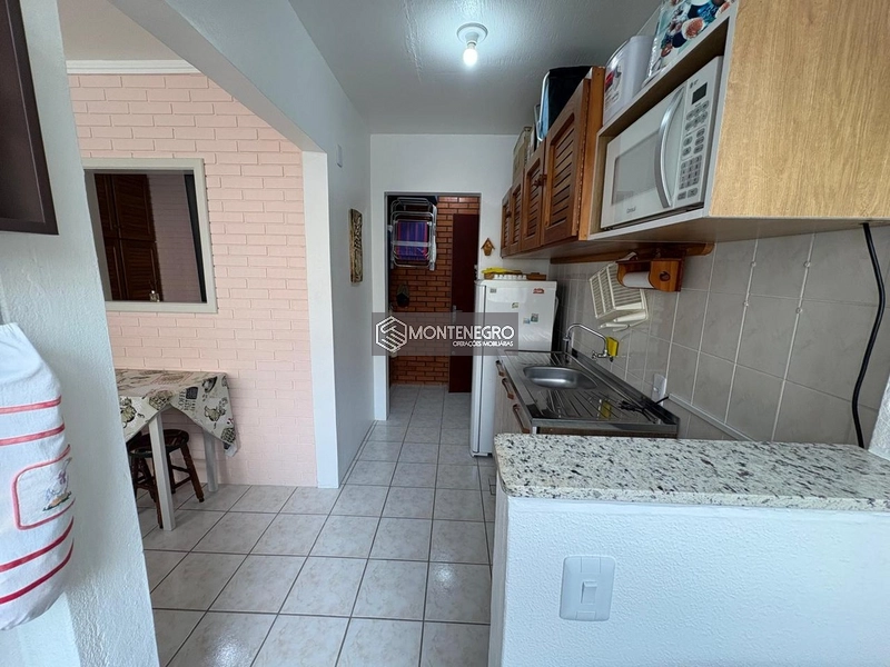 APARTAMENTO JK TRANSFORMADO 1 DORMITÓRIO NA PRAIA DE CAPÃO NOVO: 11ª foto da galeria de imagens do imóvel