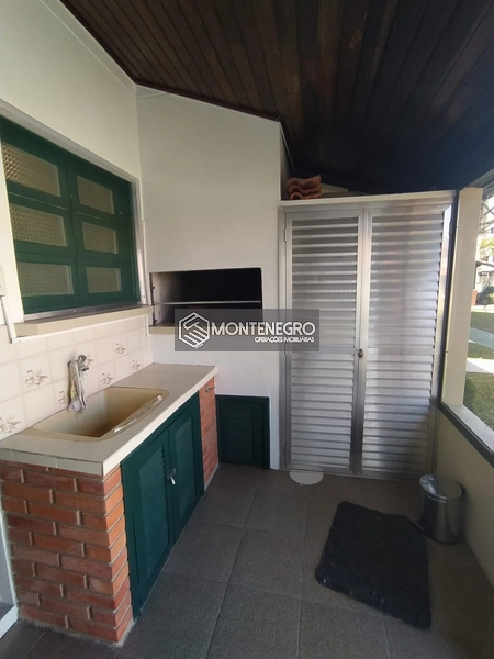 Sobrado Mobiliado 2 Dorm com Piscina Capão Novo: 2ª foto da galeria de imagens do imóvel