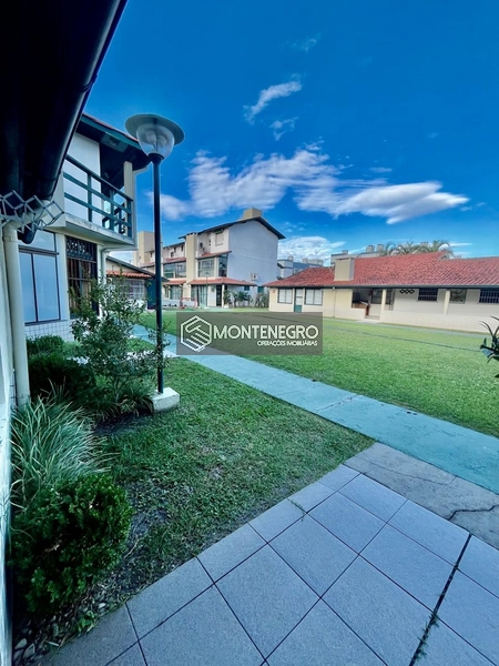 Sobrado Mobiliado 2 Dorm com Piscina Capão Novo: 8ª foto da galeria de imagens do imóvel