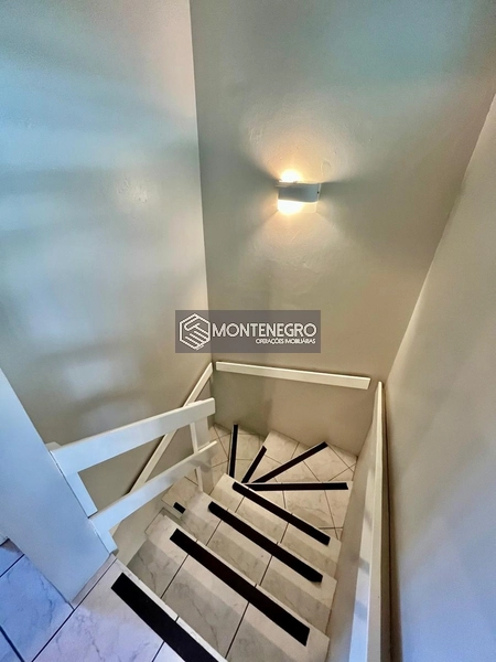 Sobrado Mobiliado 2 Dorm com Piscina Capão Novo: 1ª foto da galeria de imagens do imóvel