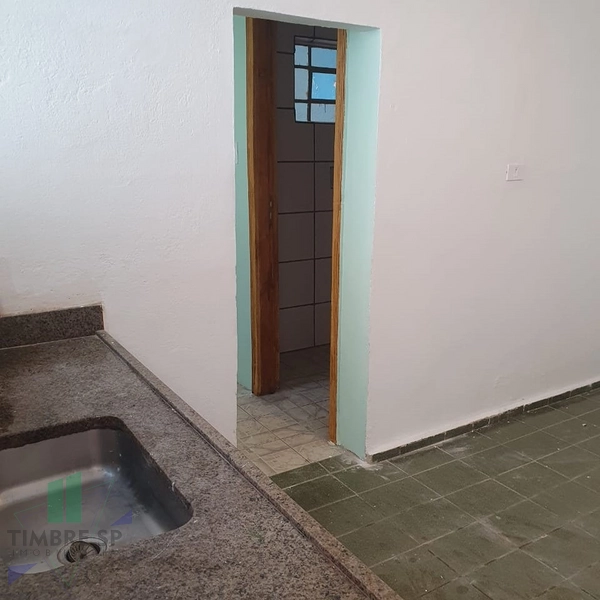 Casa ampla com 6 vagas na Vila Carbone: 9ª foto da galeria de imagens do imóvel