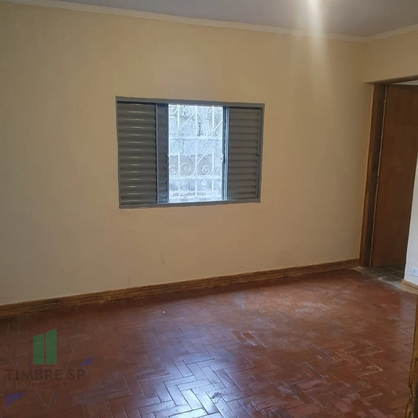 Casa ampla com 6 vagas na Vila Carbone: 3ª foto da galeria de imagens do imóvel