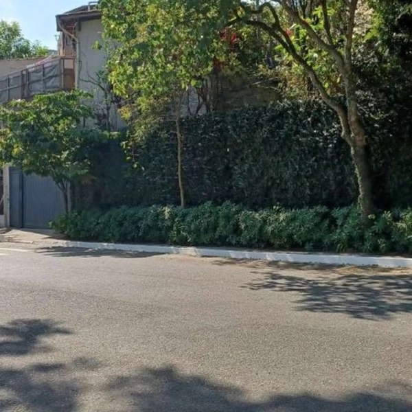 Casa com quintal amplo: 3ª foto da galeria de imagens do imóvel