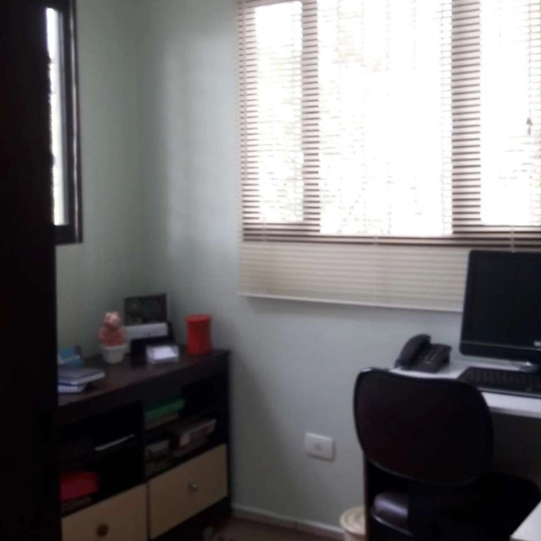 Casa com quintal amplo: 14ª foto da galeria de imagens do imóvel