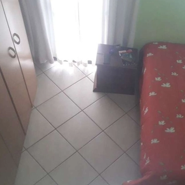 Casa com quintal amplo: 12ª foto da galeria de imagens do imóvel