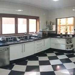 Casa incrível no Conjunto Residencial Santa Terezinha: 5ª foto da galeria de imagens do imóvel