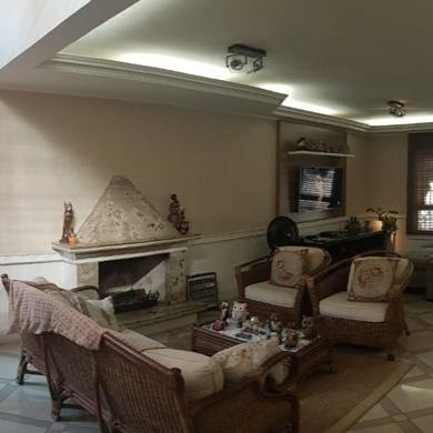 Casa incrível no Conjunto Residencial Santa Terezinha: 2ª foto da galeria de imagens do imóvel