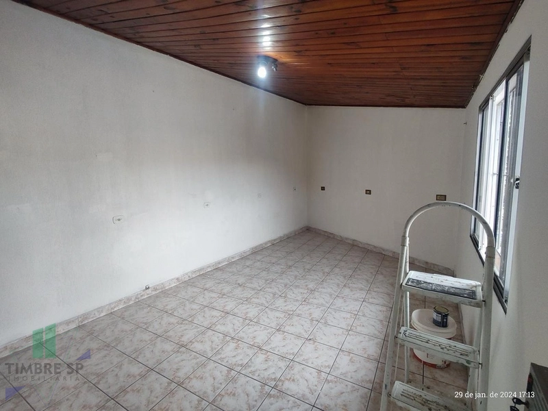 Casa Ampla com 3 Dormitórios e Salão: 4ª foto da galeria de imagens do imóvel