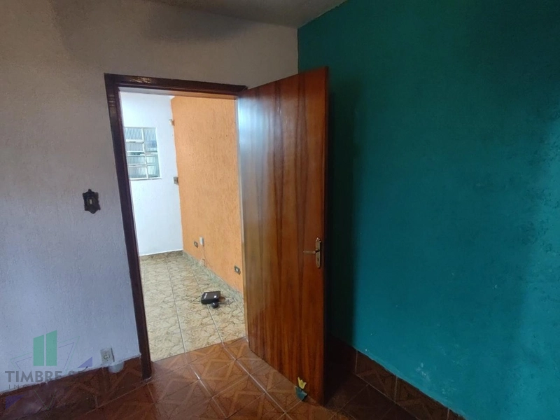 Casa Ampla com 3 Dormitórios e Salão: 26ª foto da galeria de imagens do imóvel