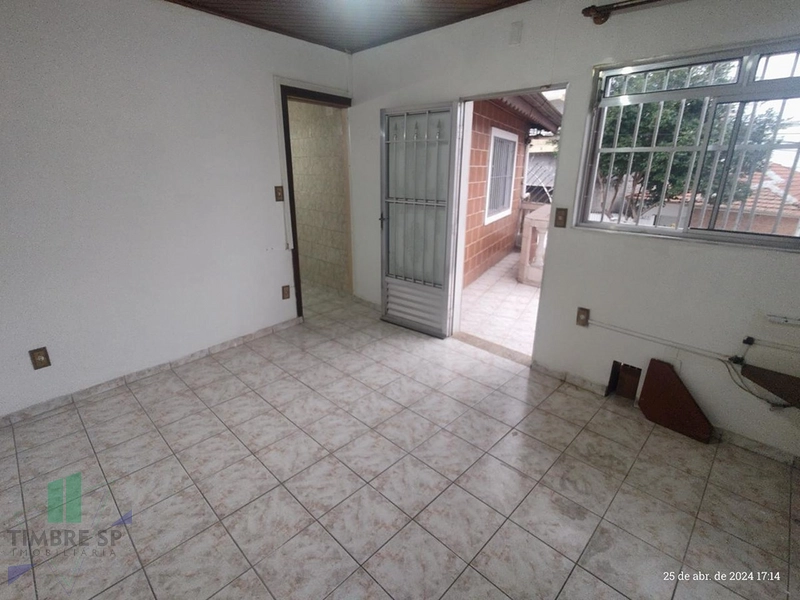 Casa Ampla com 3 Dormitórios e Salão: 19ª foto da galeria de imagens do imóvel