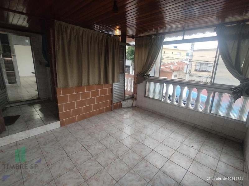 Casa Ampla com 3 Dormitórios e Salão: 3ª foto da galeria de imagens do imóvel