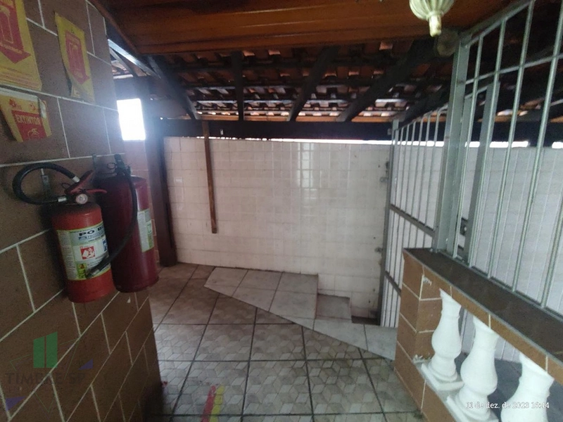 Casa Ampla com 3 Dormitórios e Salão: 37ª foto da galeria de imagens do imóvel