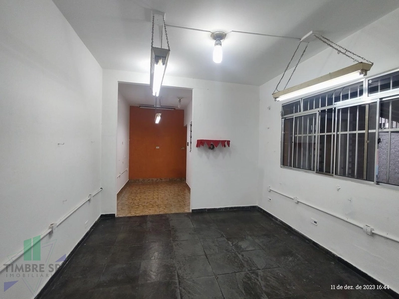 Casa Ampla com 3 Dormitórios e Salão: 17ª foto da galeria de imagens do imóvel