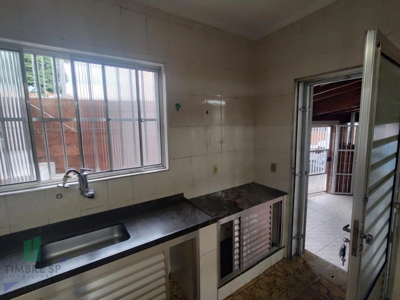 Casa Ampla com 3 Dormitórios e Salão: 32ª foto da galeria de imagens do imóvel