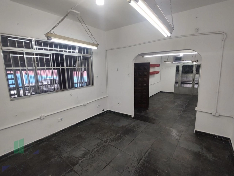 Casa Ampla com 3 Dormitórios e Salão: 11ª foto da galeria de imagens do imóvel