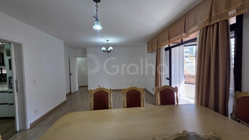 Apartamento de 135 m² com 3 quartos sendo 1 suíte no Centro: 3ª foto da galeria de imagens do imóvel