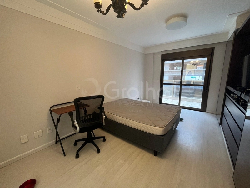 Apartamento de 278 m² com 2 suítes no Centro: 6ª foto da galeria de imagens do imóvel